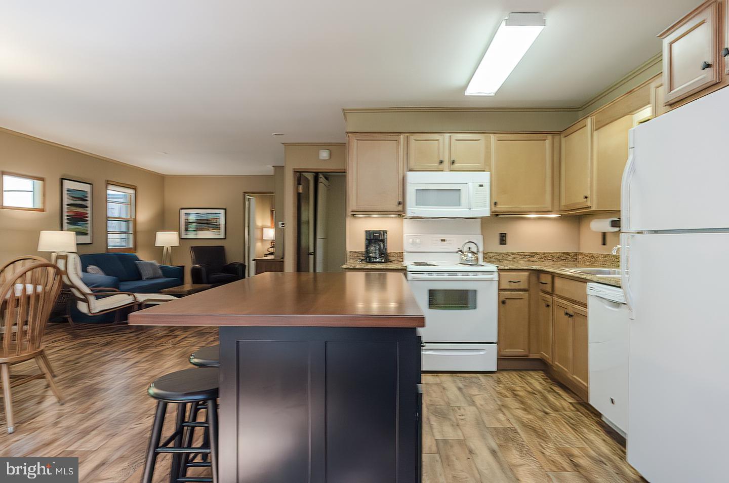 HAPPY VALLEY RETREAT - Residential