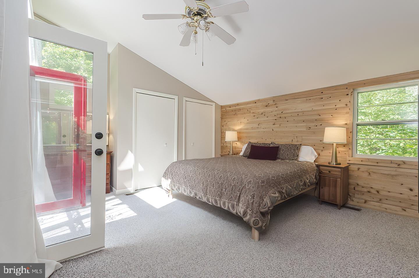 HAPPY VALLEY RETREAT - Residential