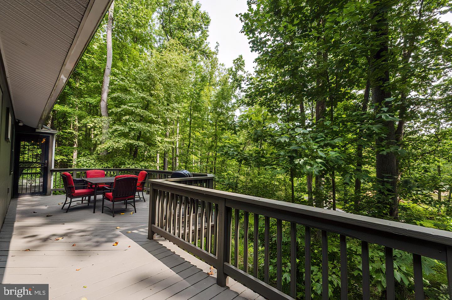 HAPPY VALLEY RETREAT - Residential