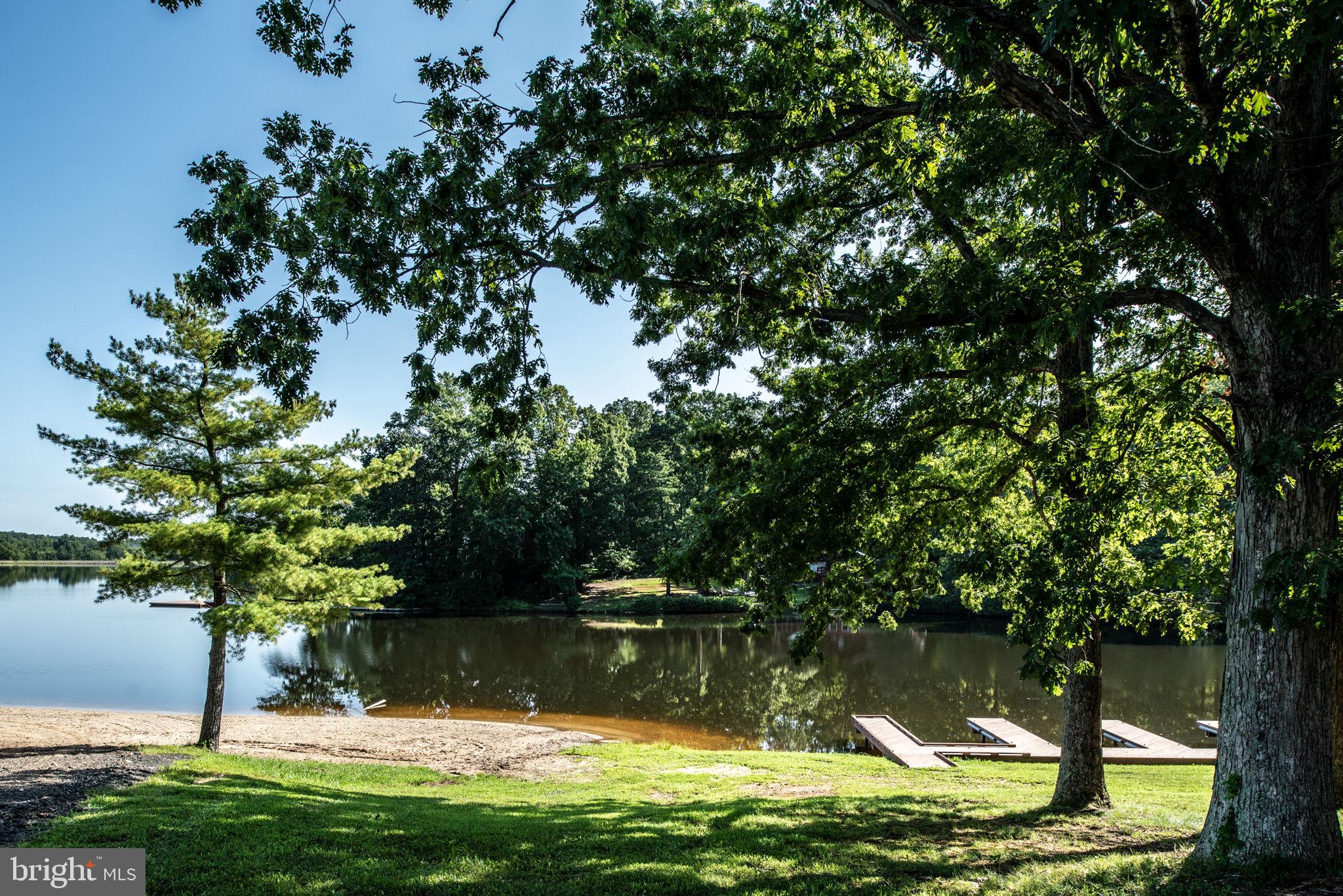 LAKE LAND OR - Residential
