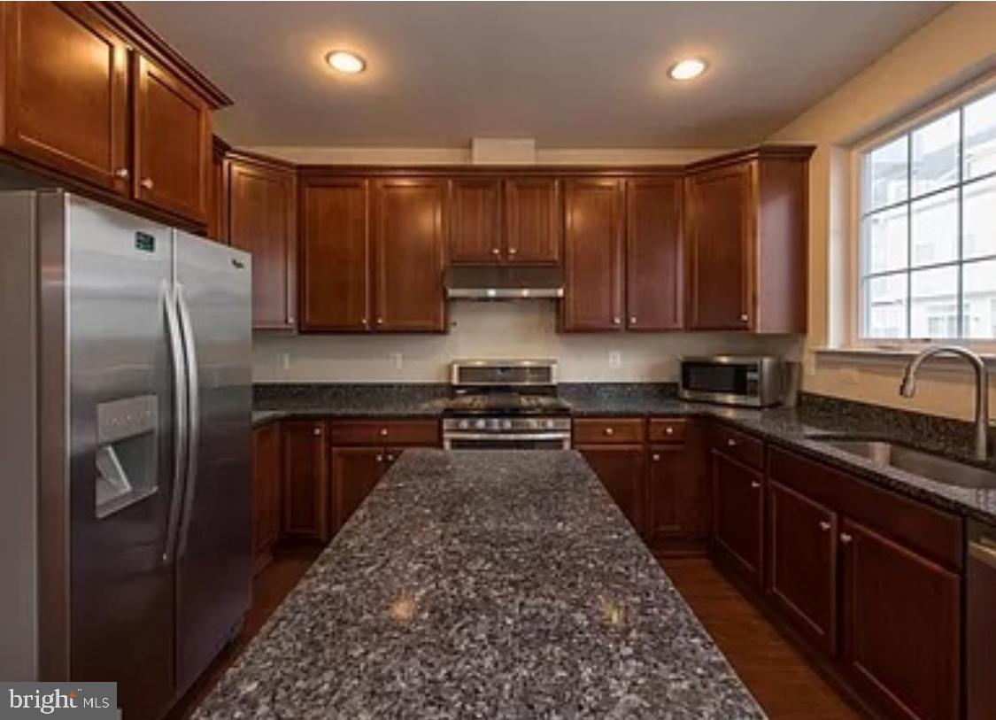 SHIPLEYS GRANT - Residential Lease