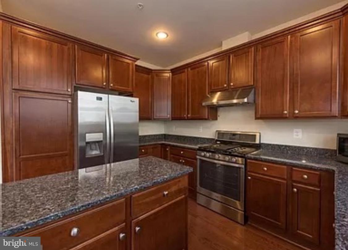 SHIPLEYS GRANT - Residential Lease