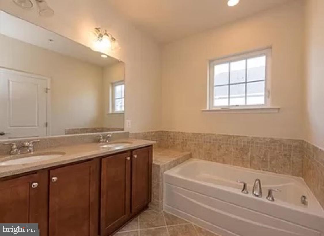 SHIPLEYS GRANT - Residential Lease