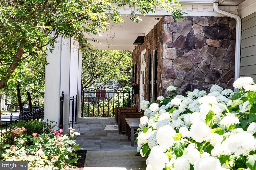 SHIPLEYS GRANT - Residential Lease