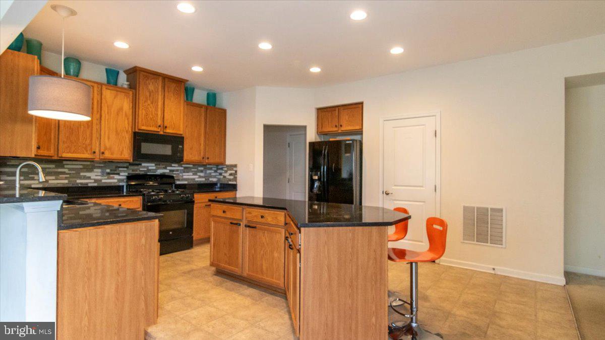 WESTFIELDS - Residential Lease