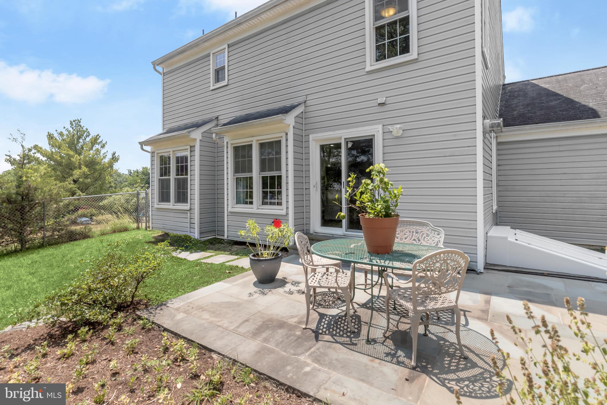 COOL SPRING MEADOWS - Residential