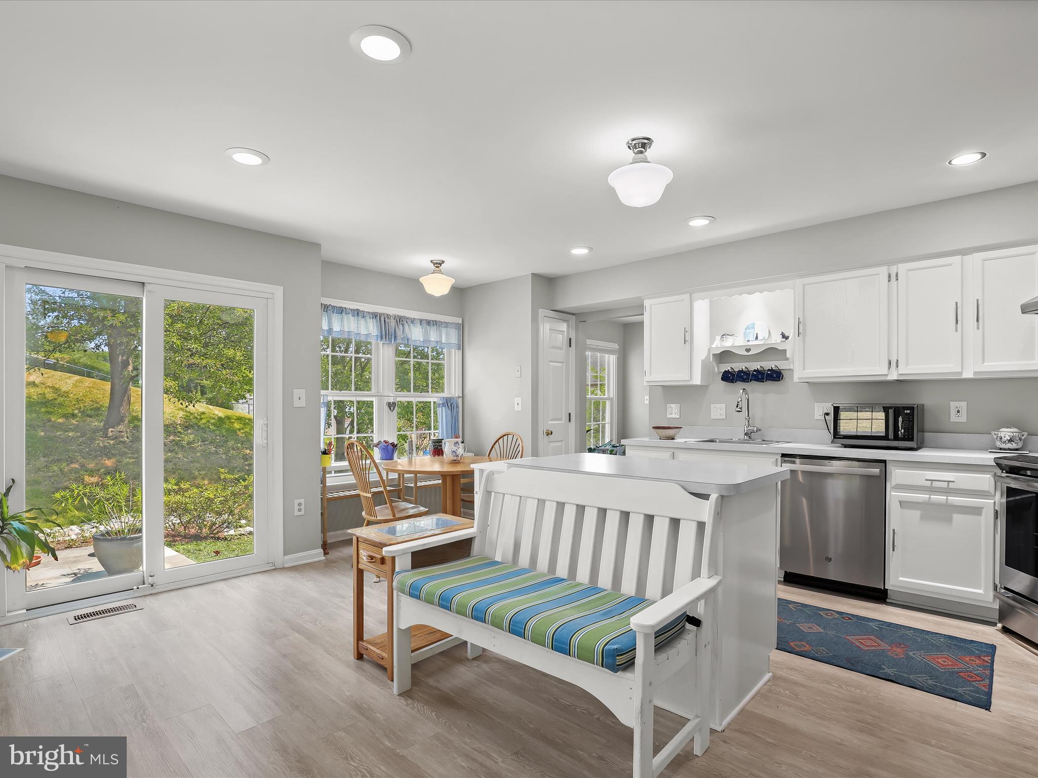 COOL SPRING MEADOWS - Residential