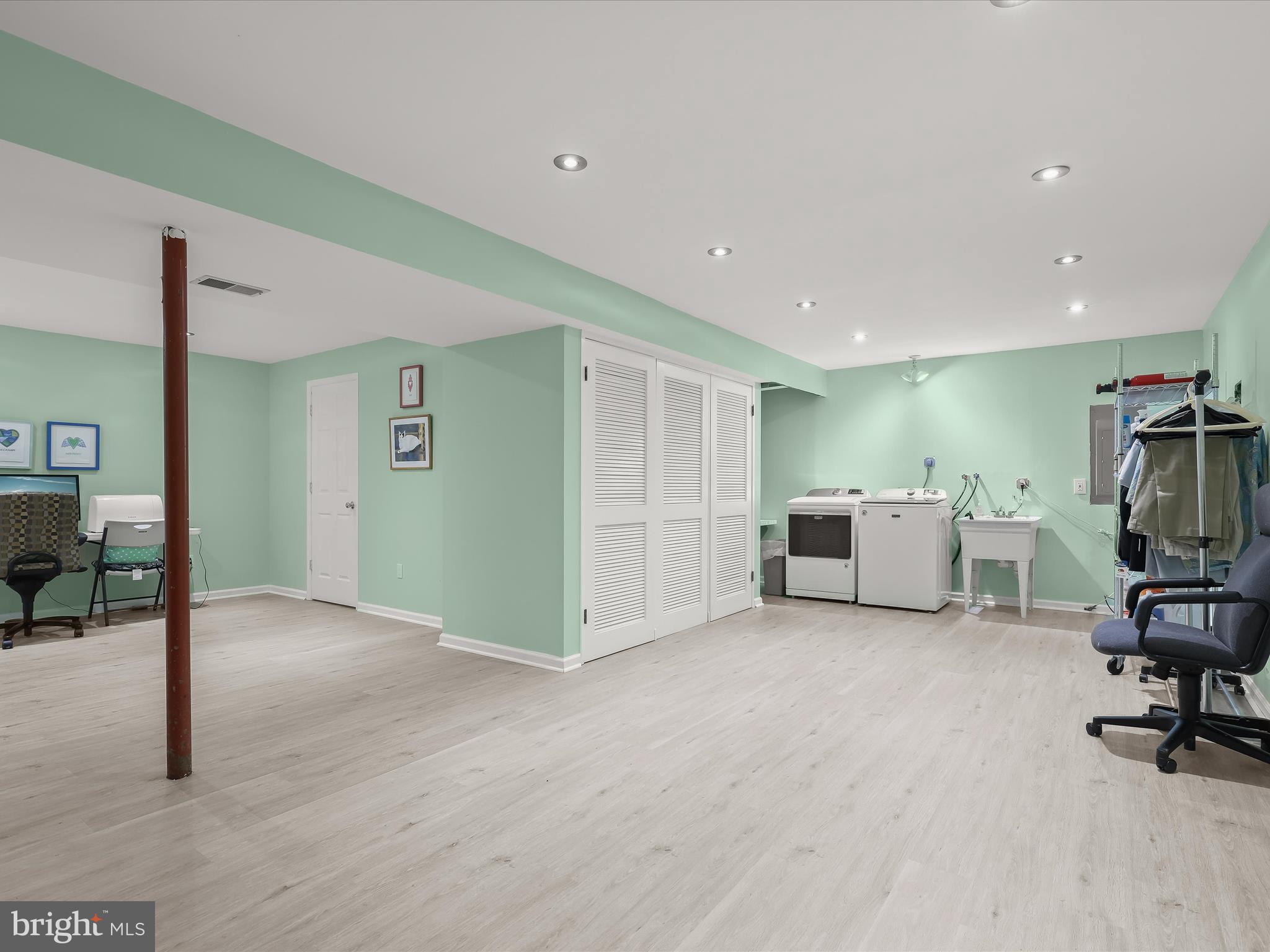 COOL SPRING MEADOWS - Residential