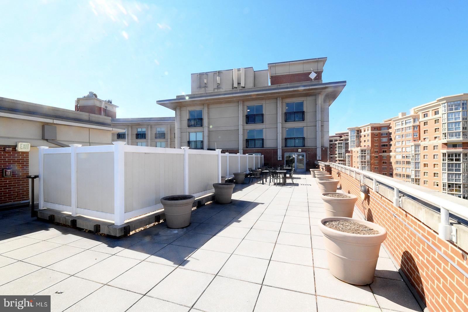 THE JAMIESON - Residential