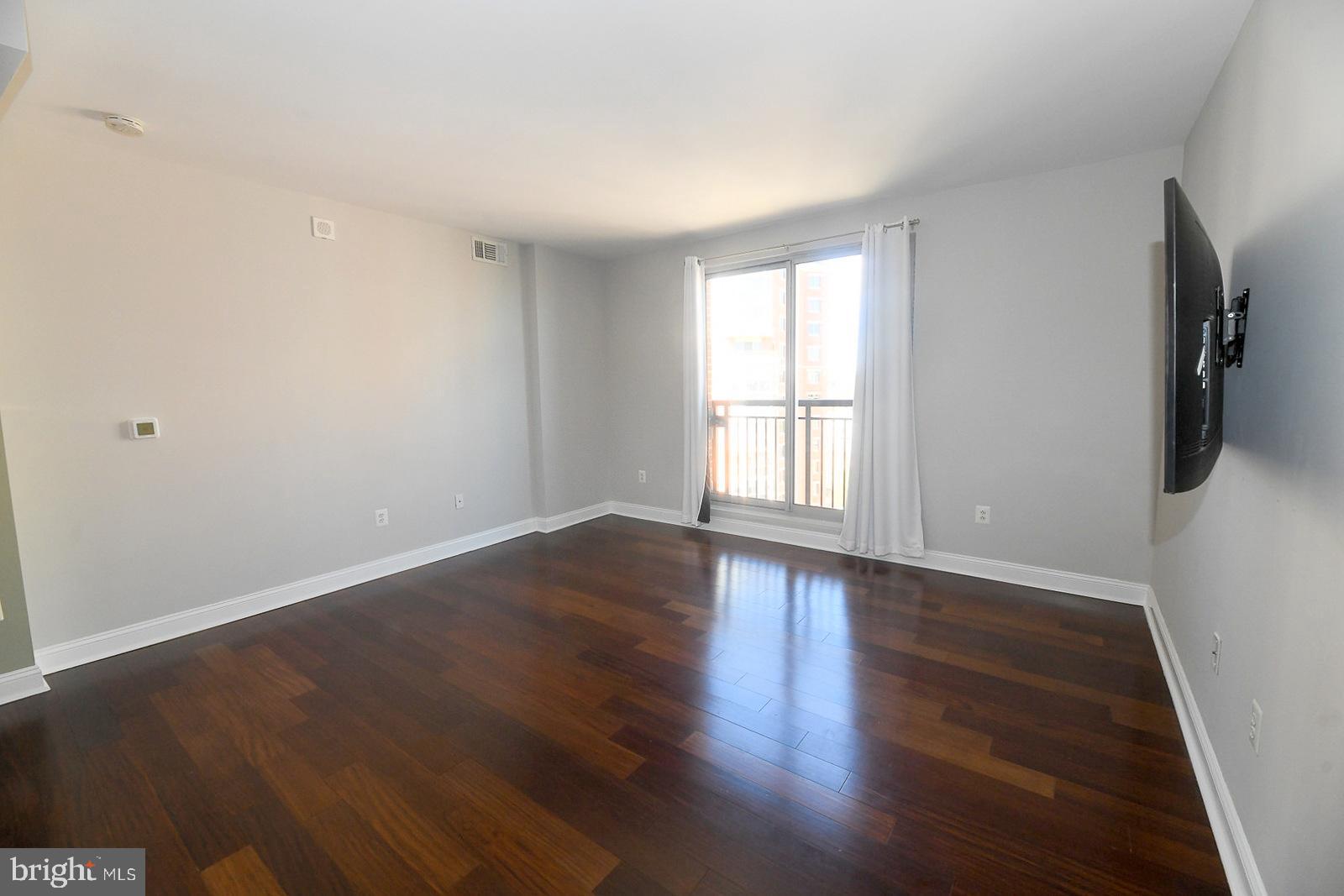 THE JAMIESON - Residential