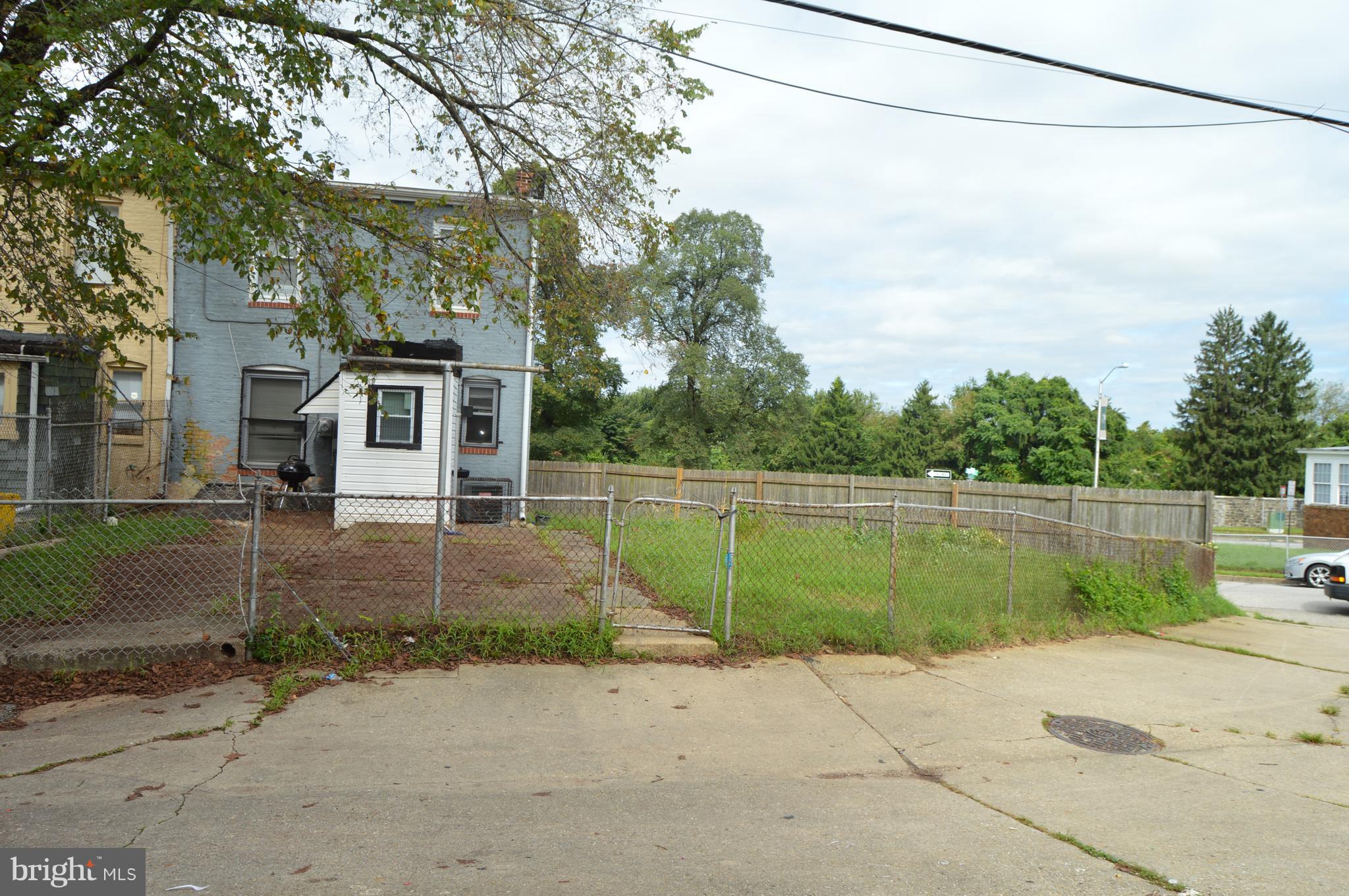 EAST BALTIMORE MIDWAY - Residential