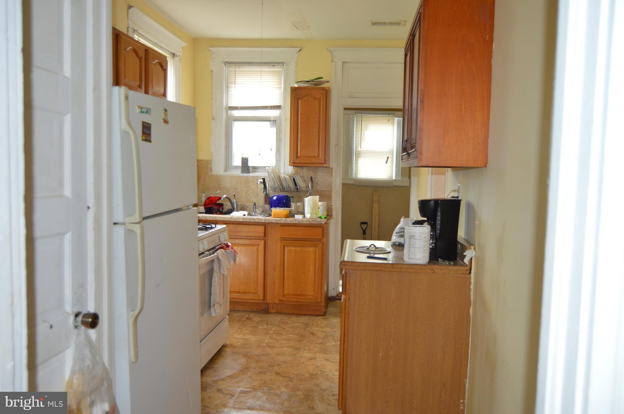 EAST BALTIMORE MIDWAY - Residential