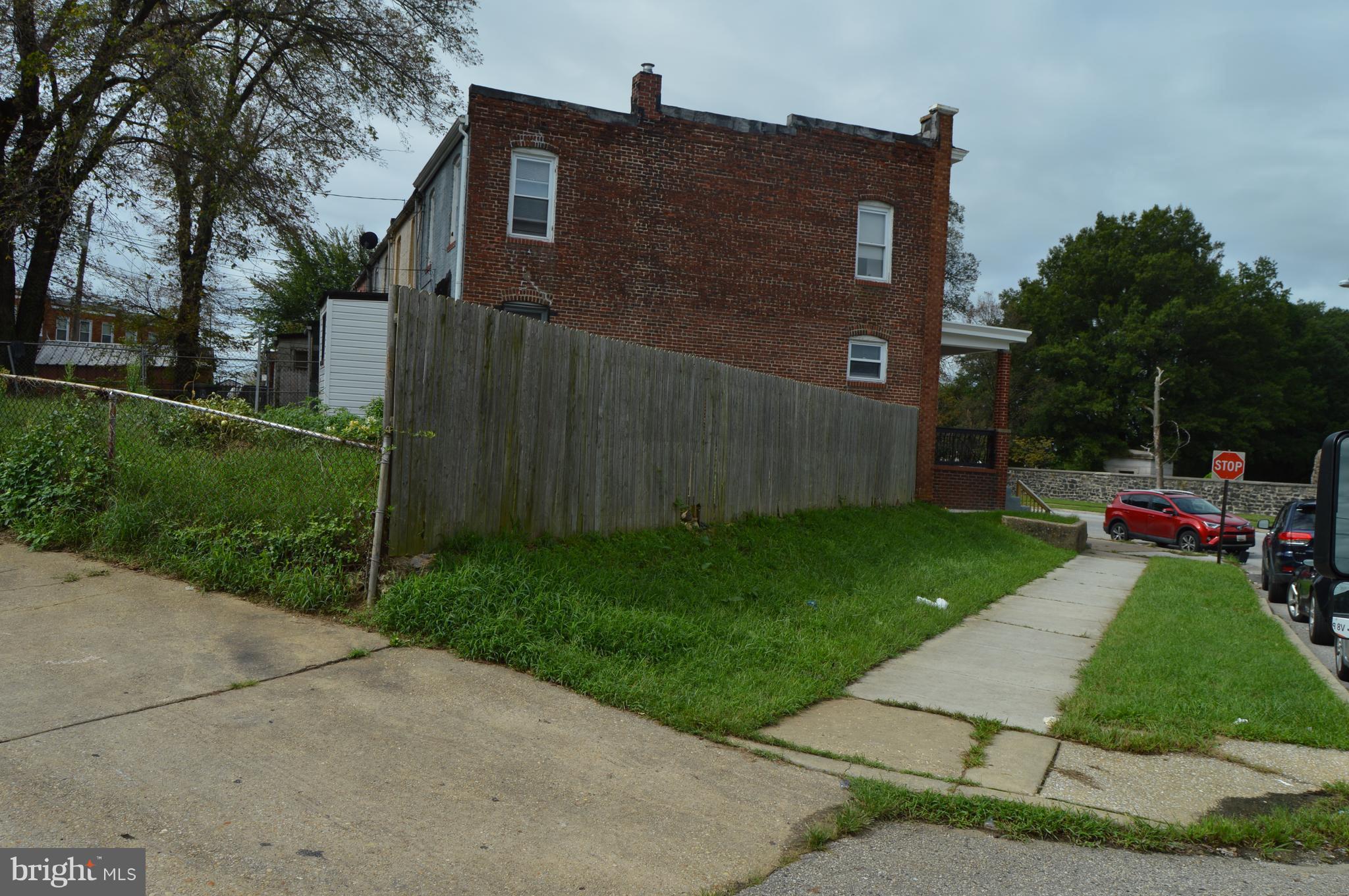 EAST BALTIMORE MIDWAY - Residential