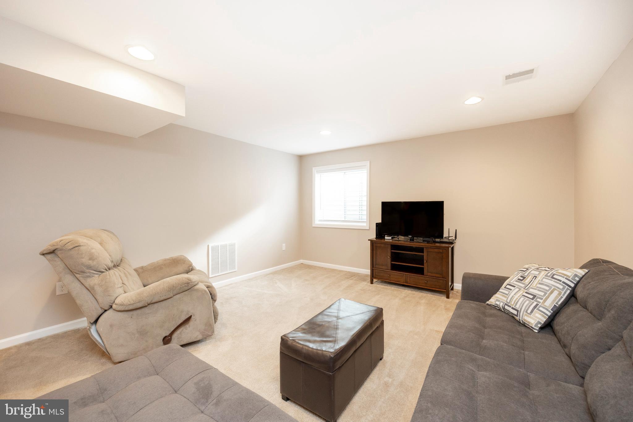 PRESERVE AT MONTGOMERY - Residential