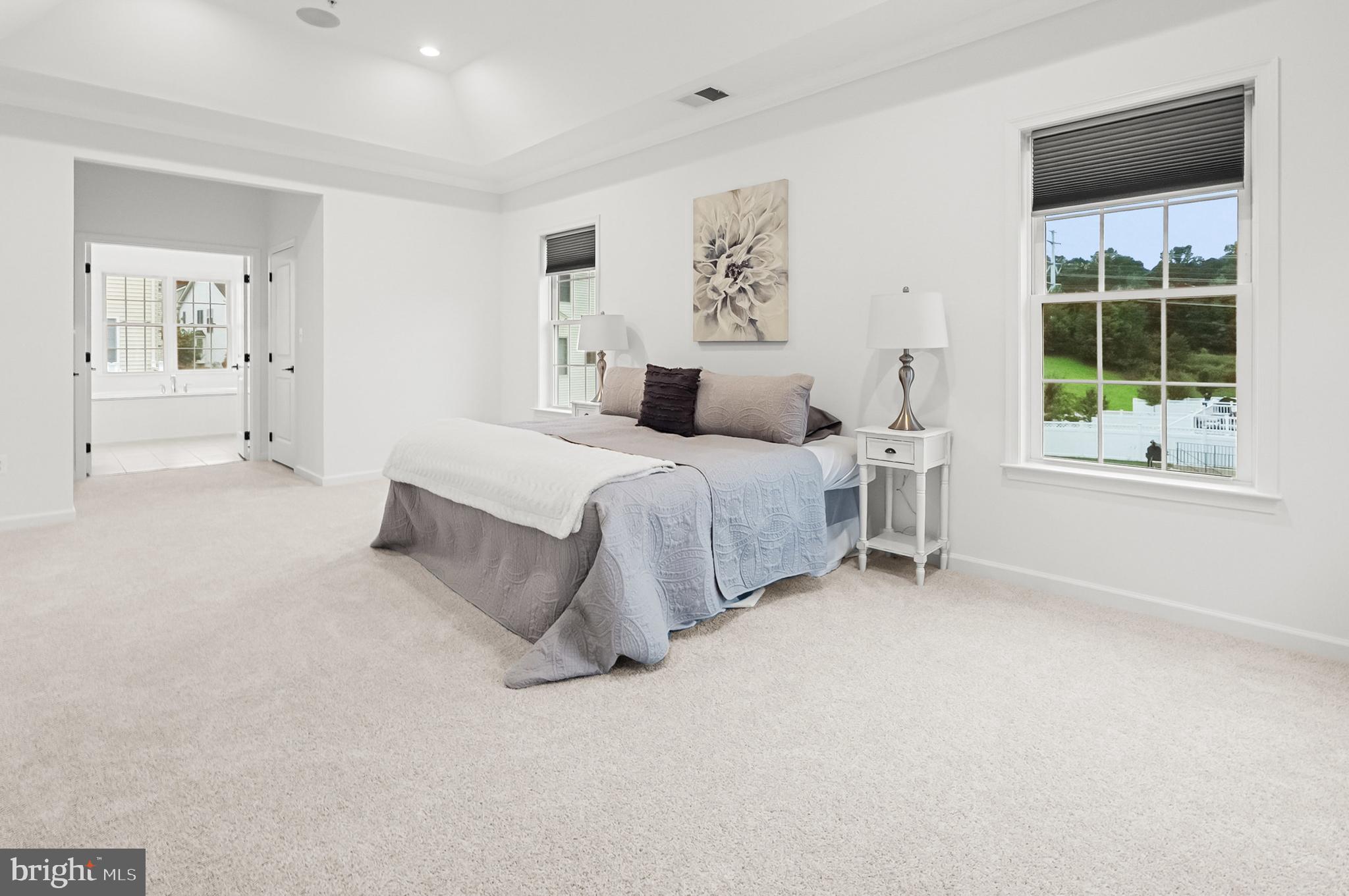 MARLBORO RIDGE - Residential