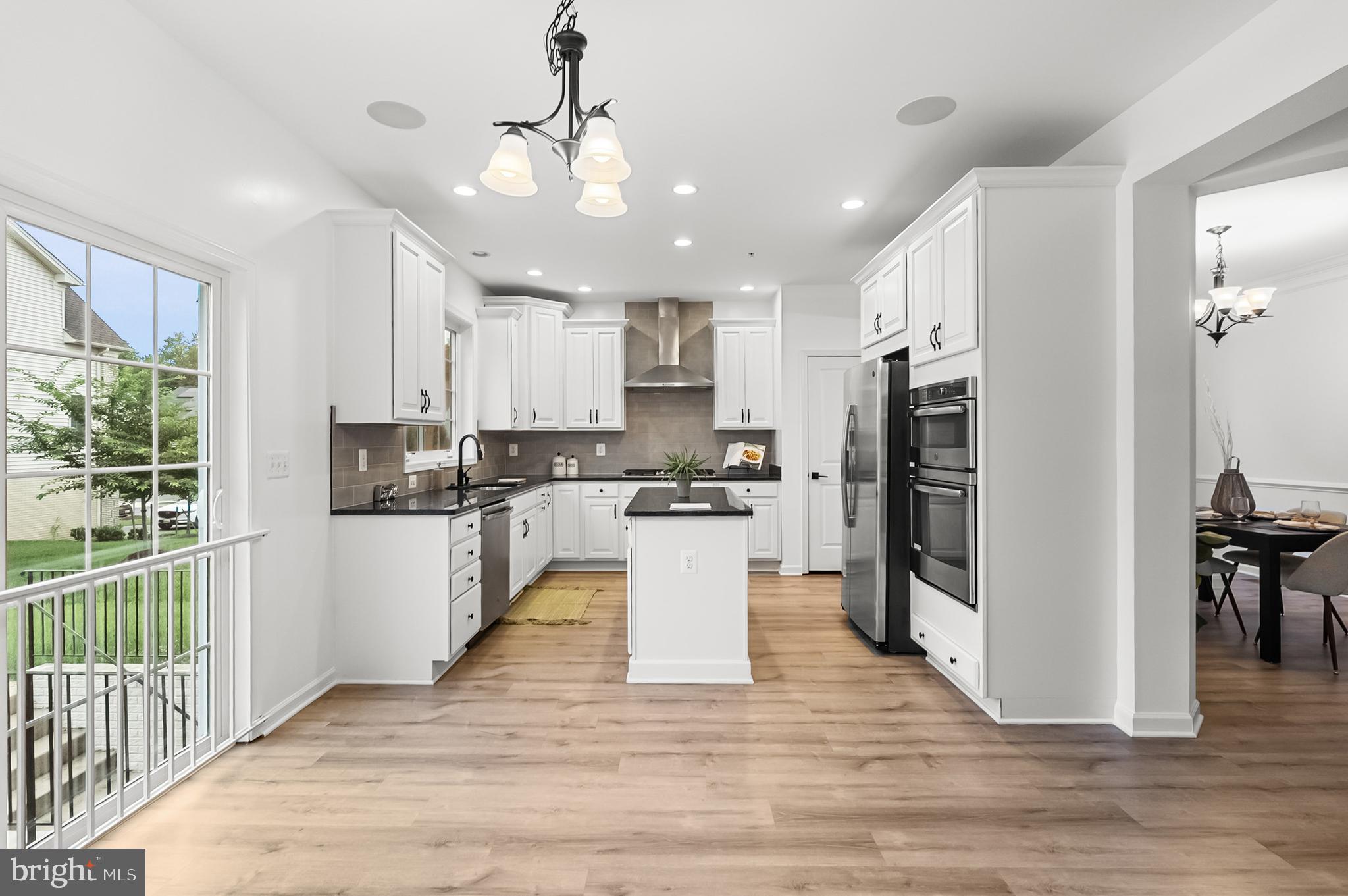 MARLBORO RIDGE - Residential