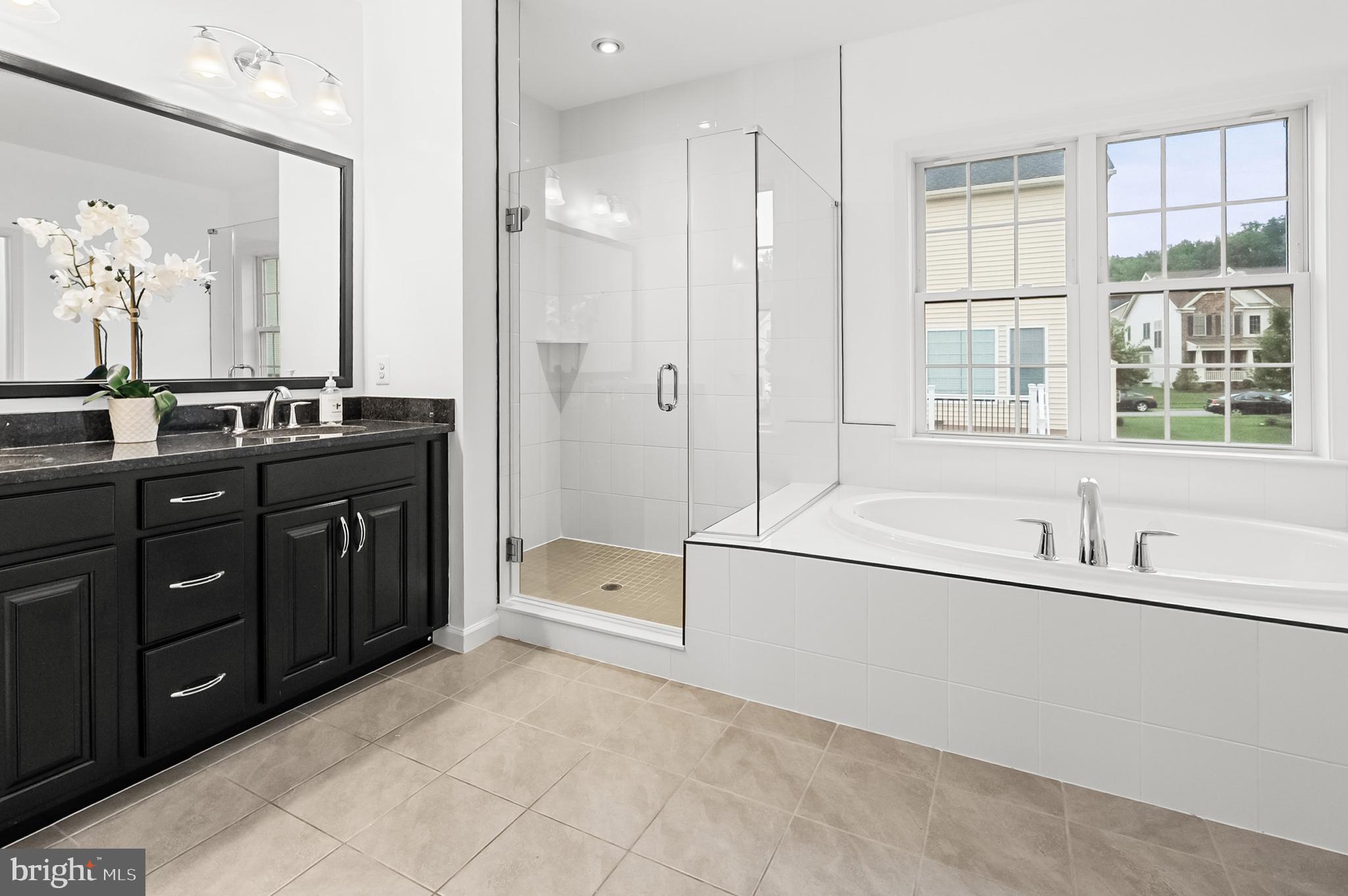 MARLBORO RIDGE - Residential