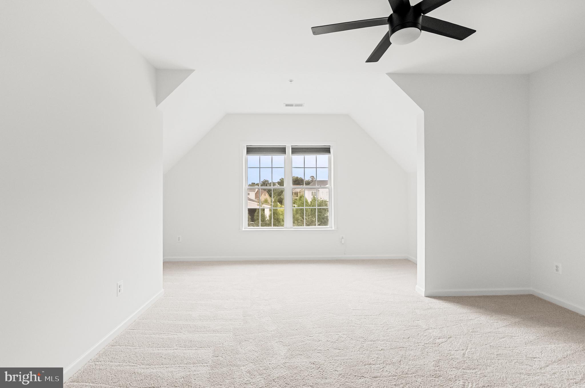 MARLBORO RIDGE - Residential