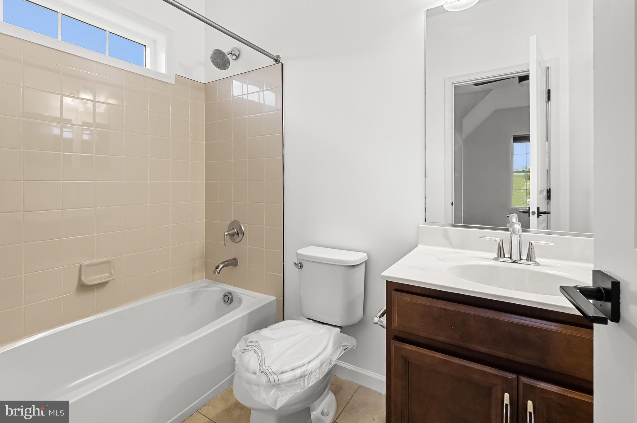 MARLBORO RIDGE - Residential