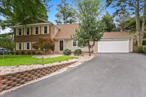 14003 N Commons Way, Potomac, MD 20854 - #: MDMC2244574
