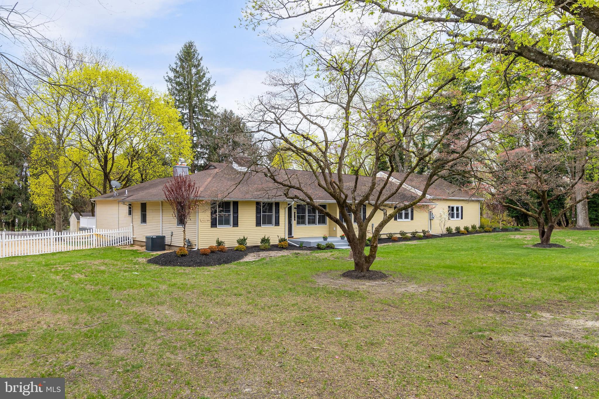 370 GANTTOWN ROAD