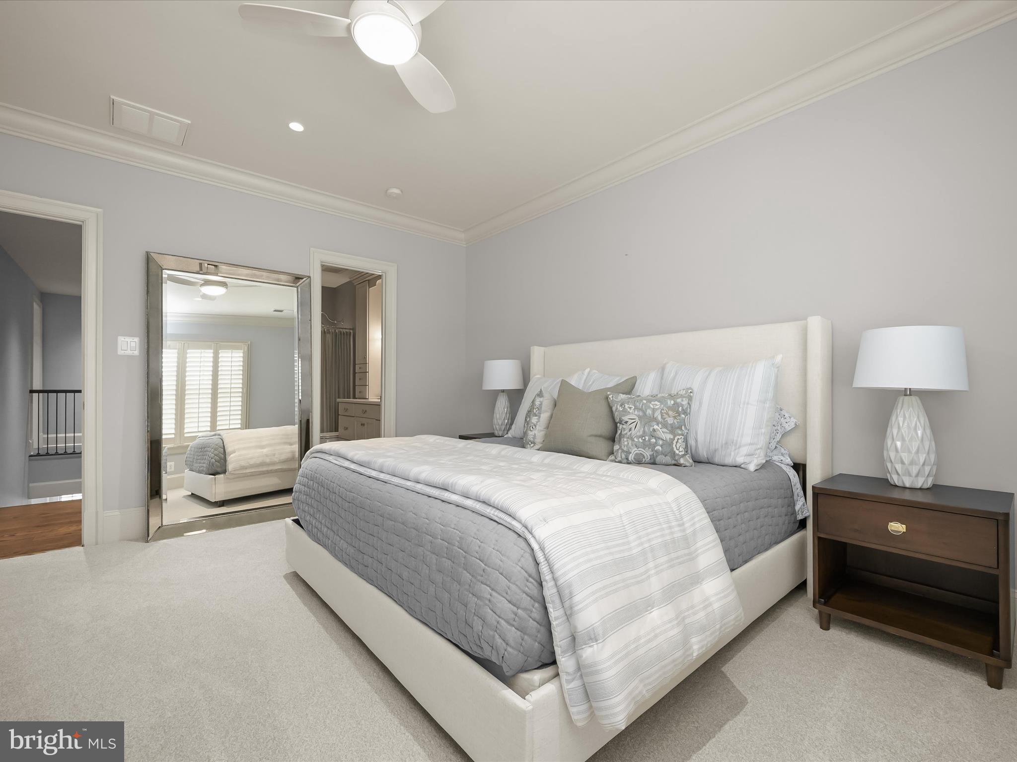 RIVERWOOD - Residential