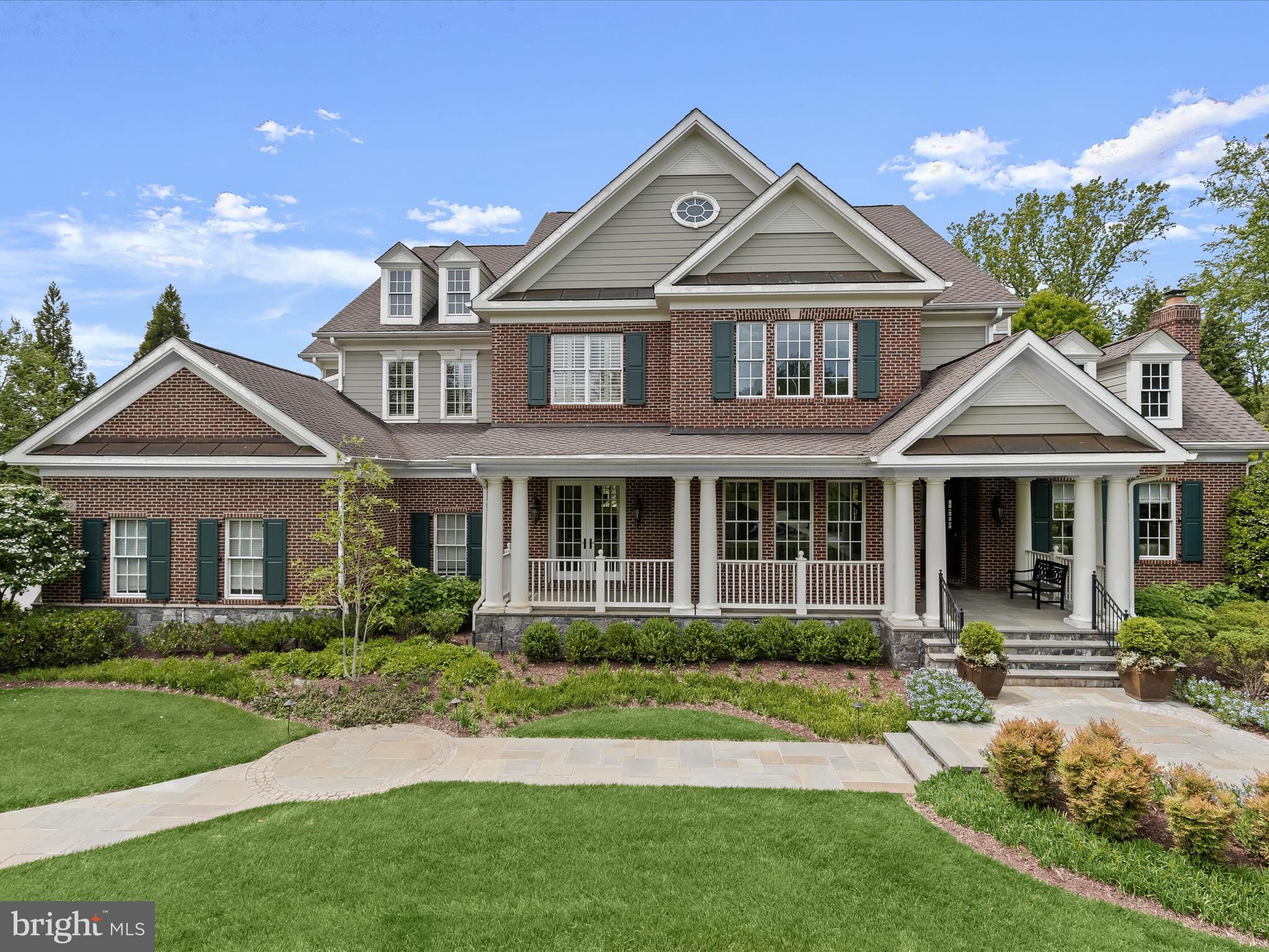 RIVERWOOD - Residential