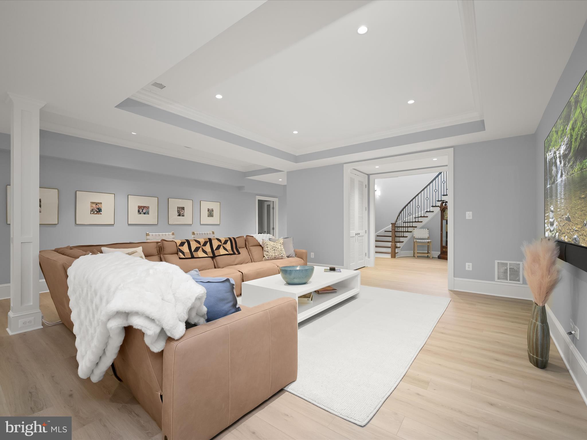 RIVERWOOD - Residential