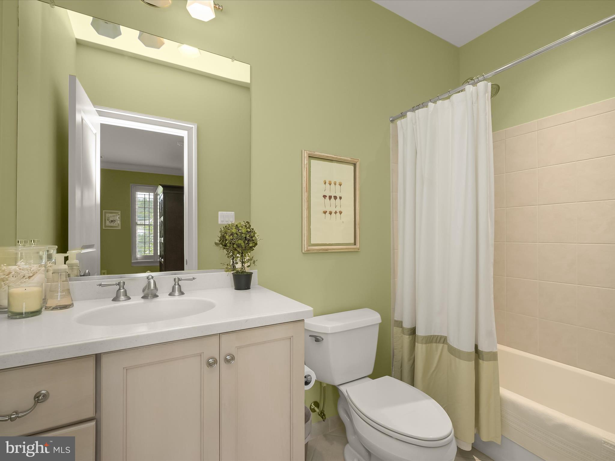 RIVERWOOD - Residential