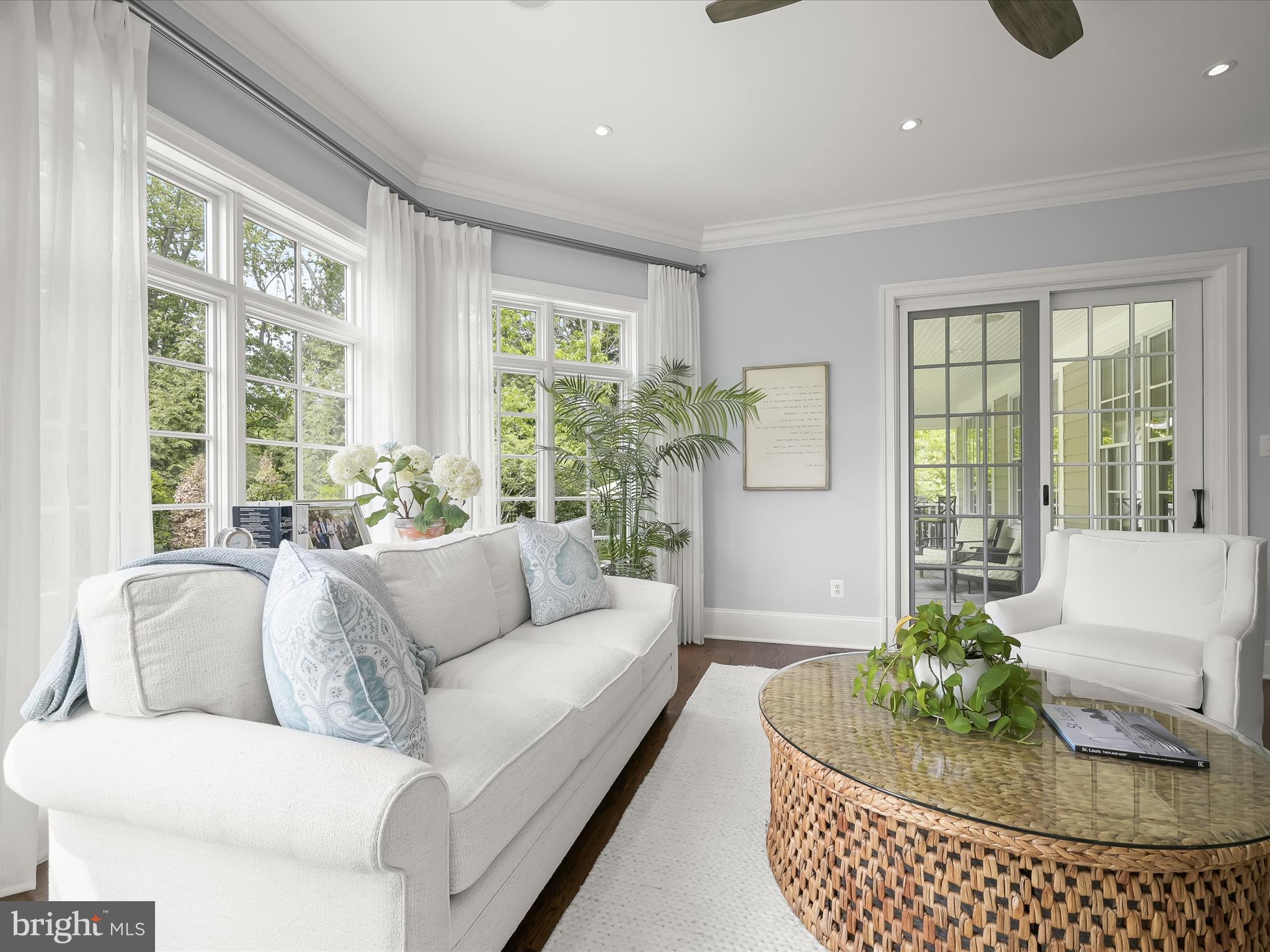 RIVERWOOD - Residential