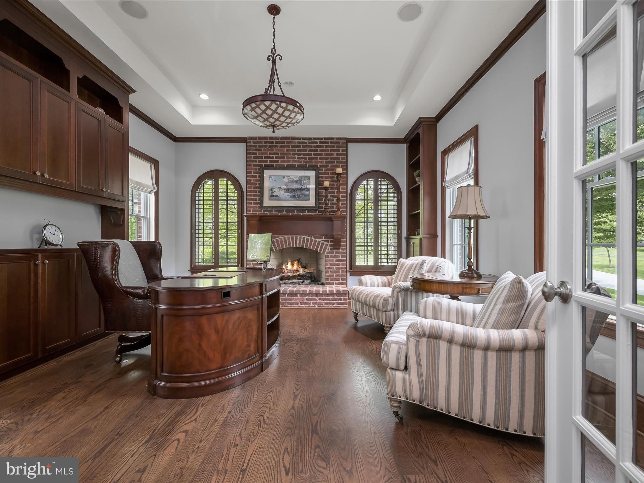 RIVERWOOD - Residential