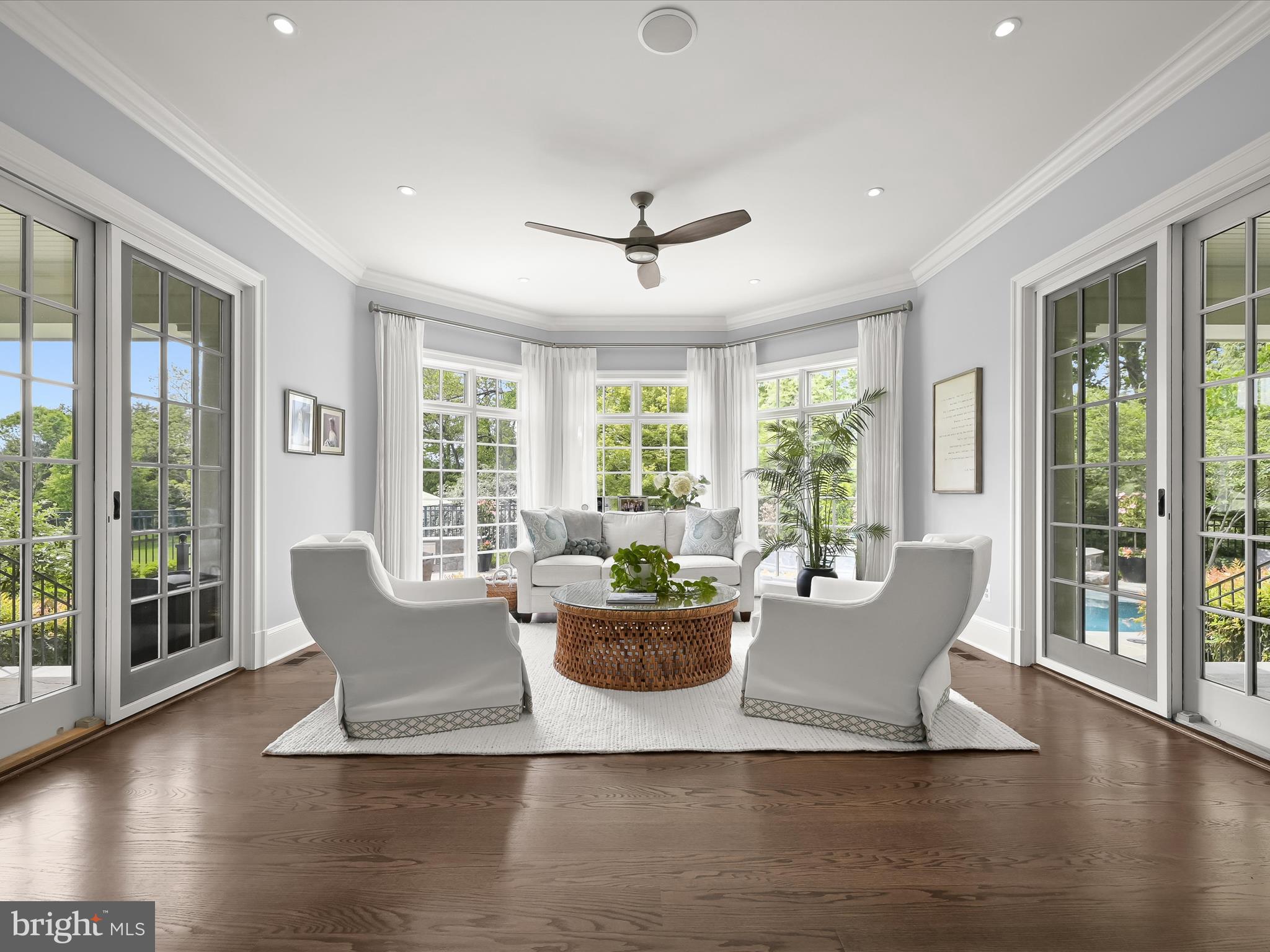 RIVERWOOD - Residential