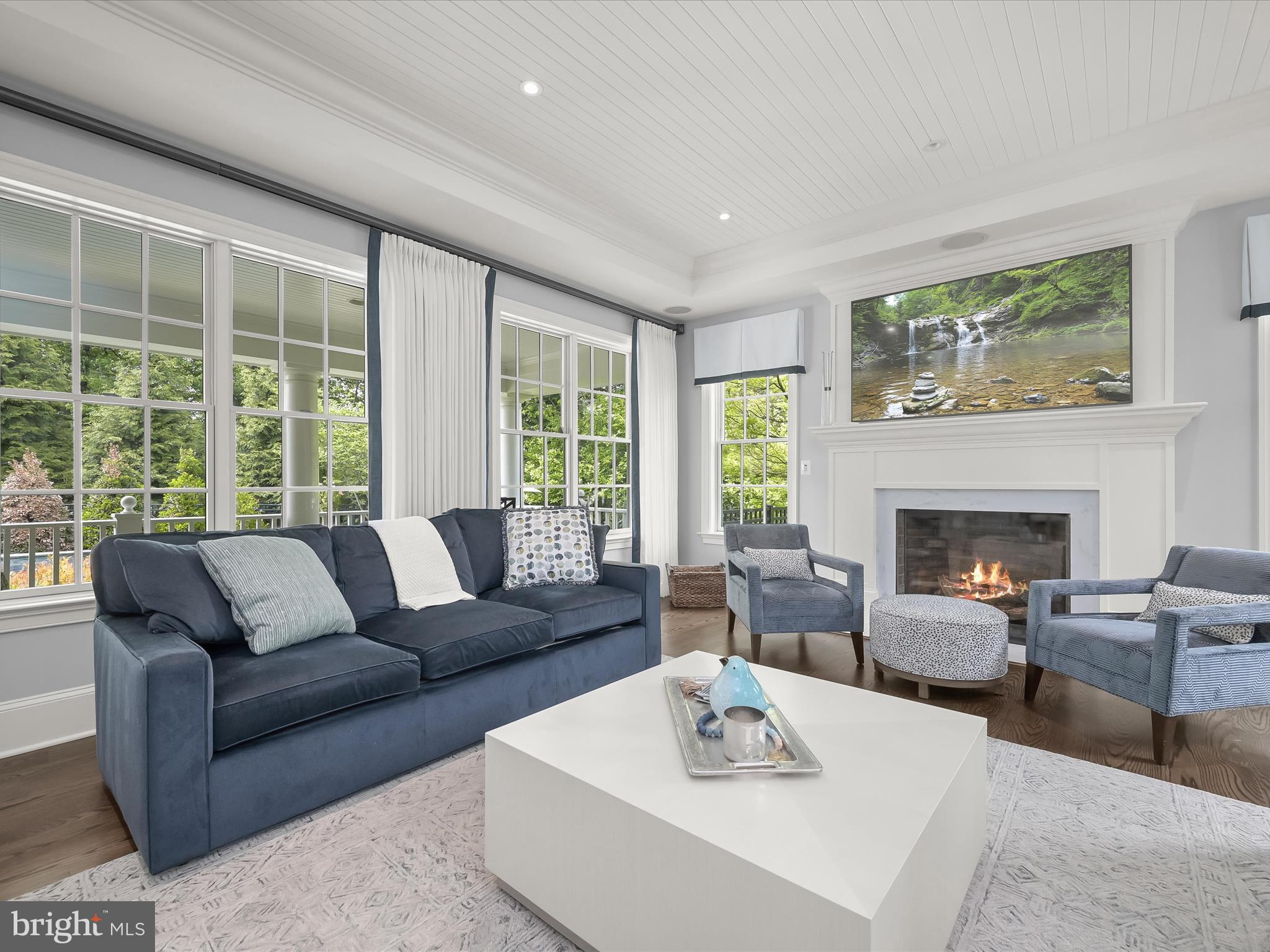 RIVERWOOD - Residential