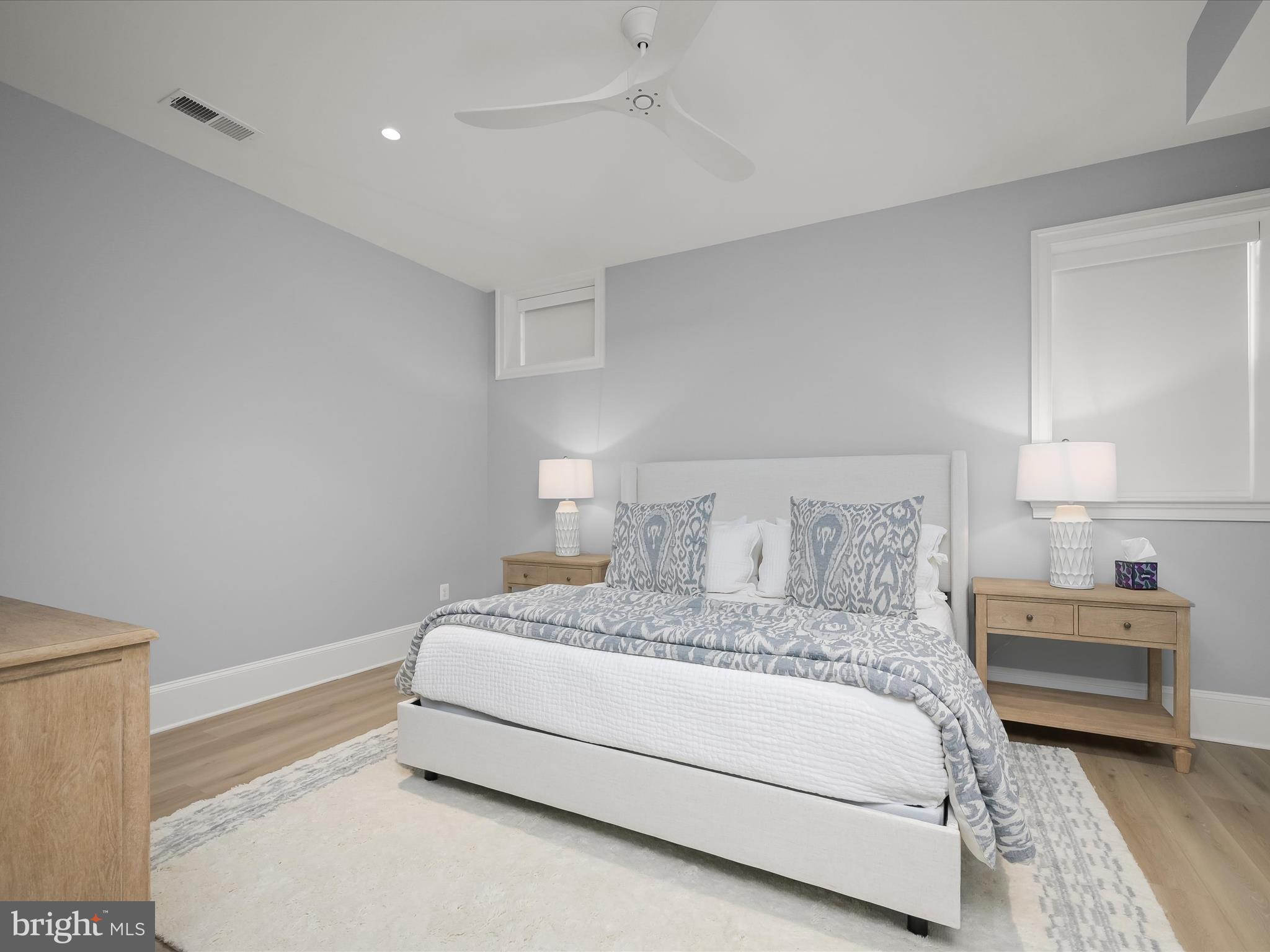 RIVERWOOD - Residential