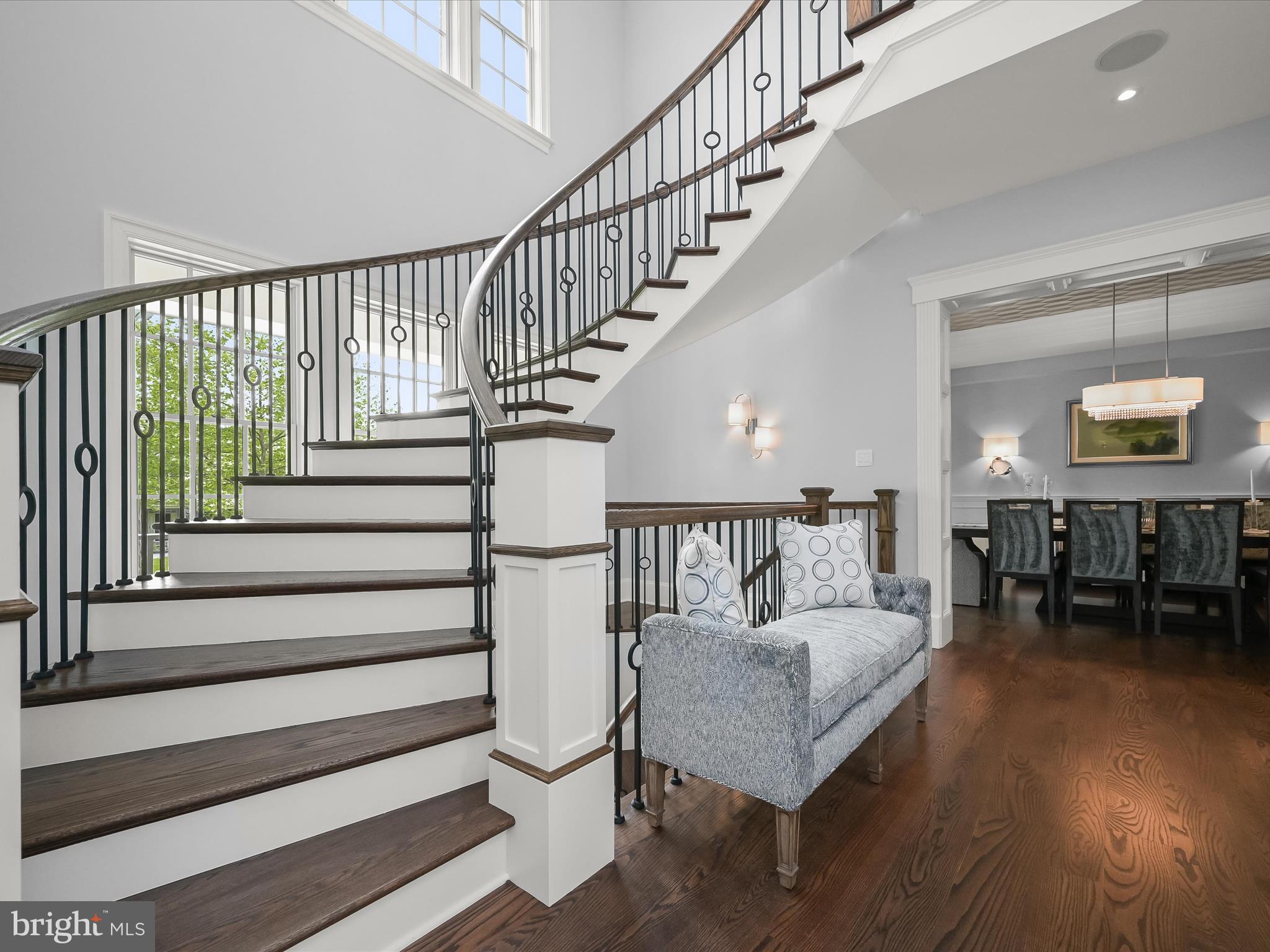 RIVERWOOD - Residential