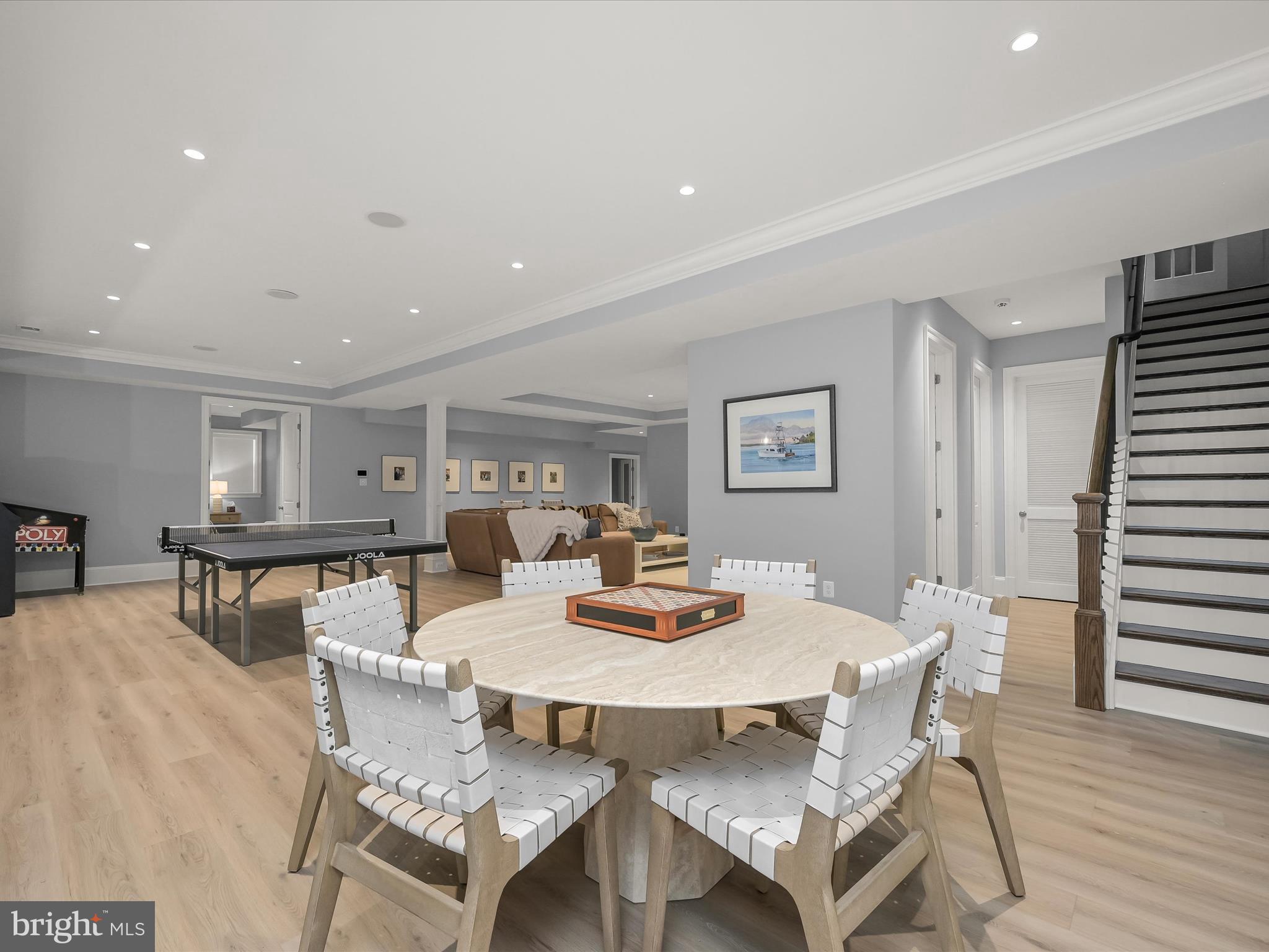 RIVERWOOD - Residential