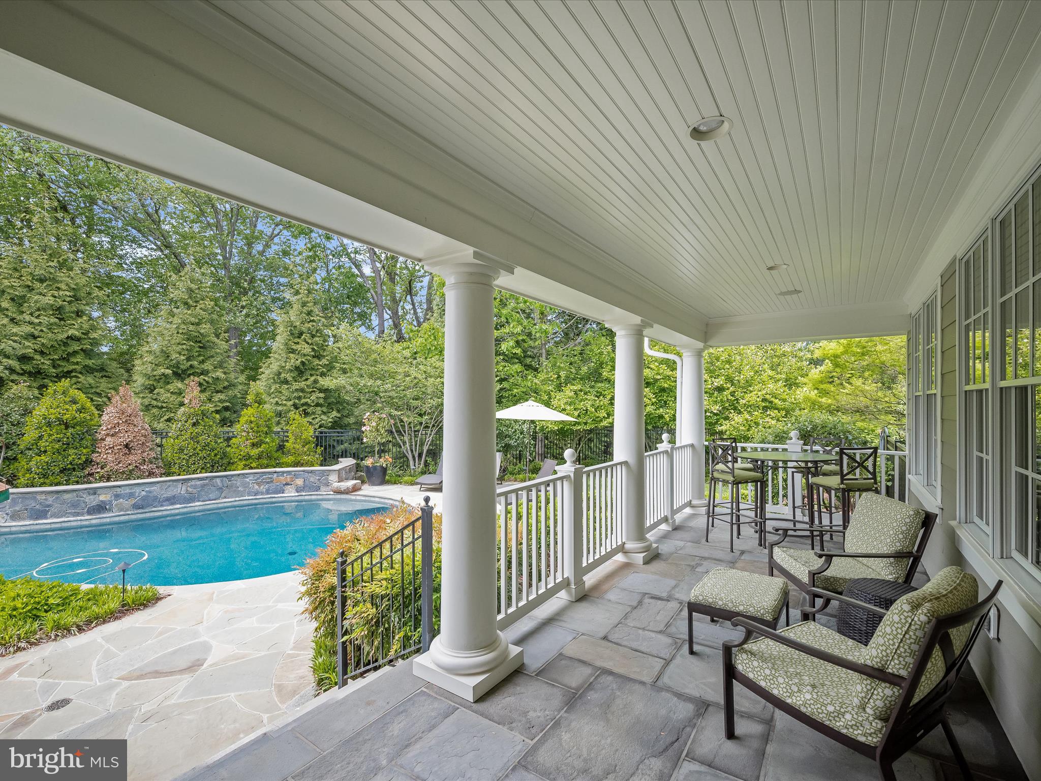 RIVERWOOD - Residential