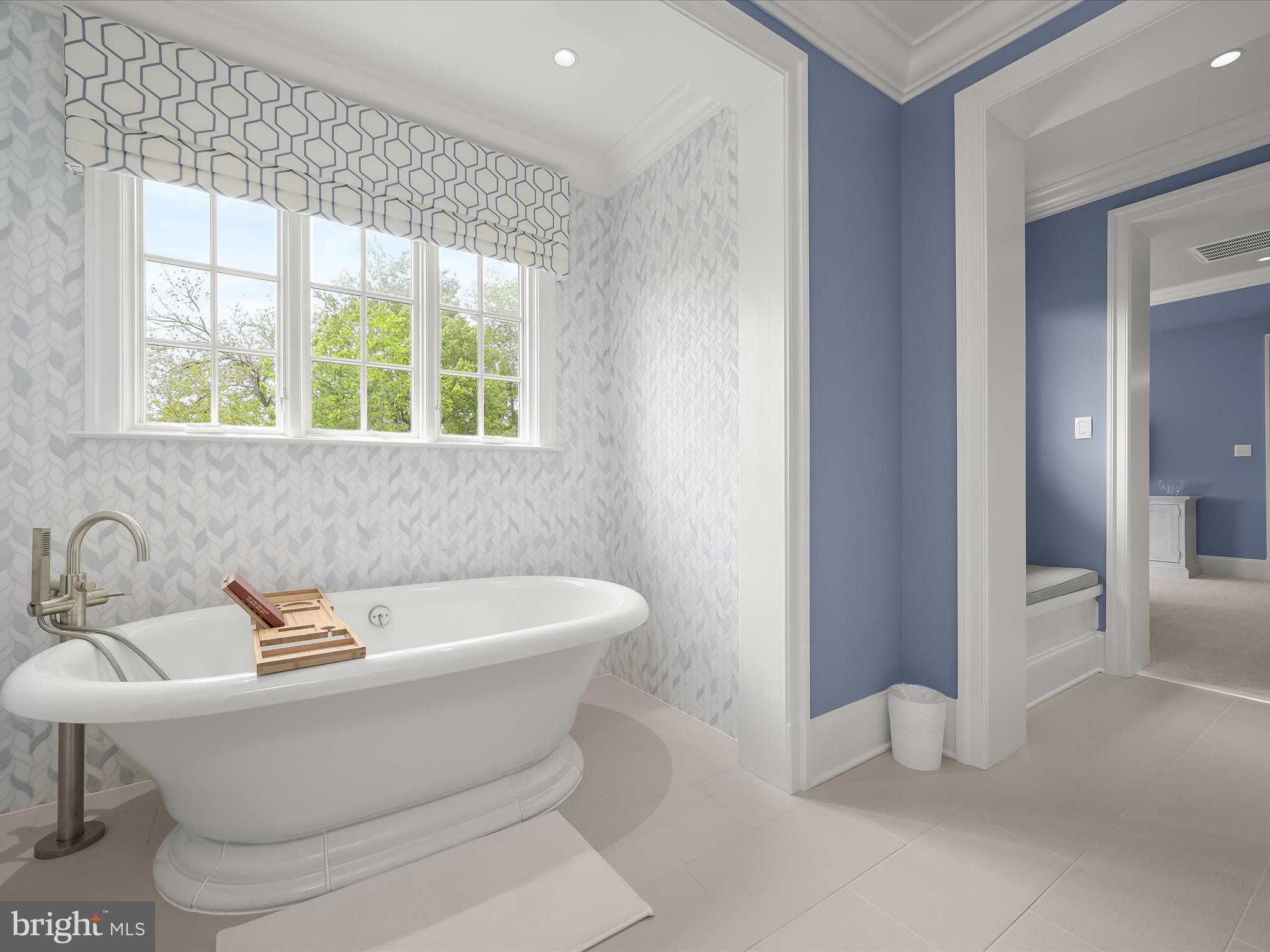 RIVERWOOD - Residential