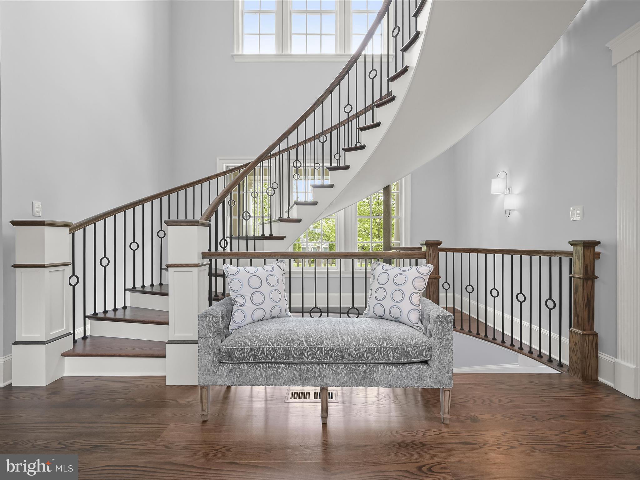 RIVERWOOD - Residential