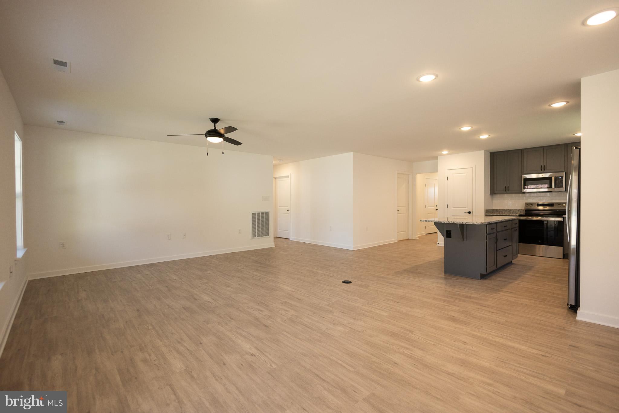 THE VILLAS AT WARM SPRINGS - Residential