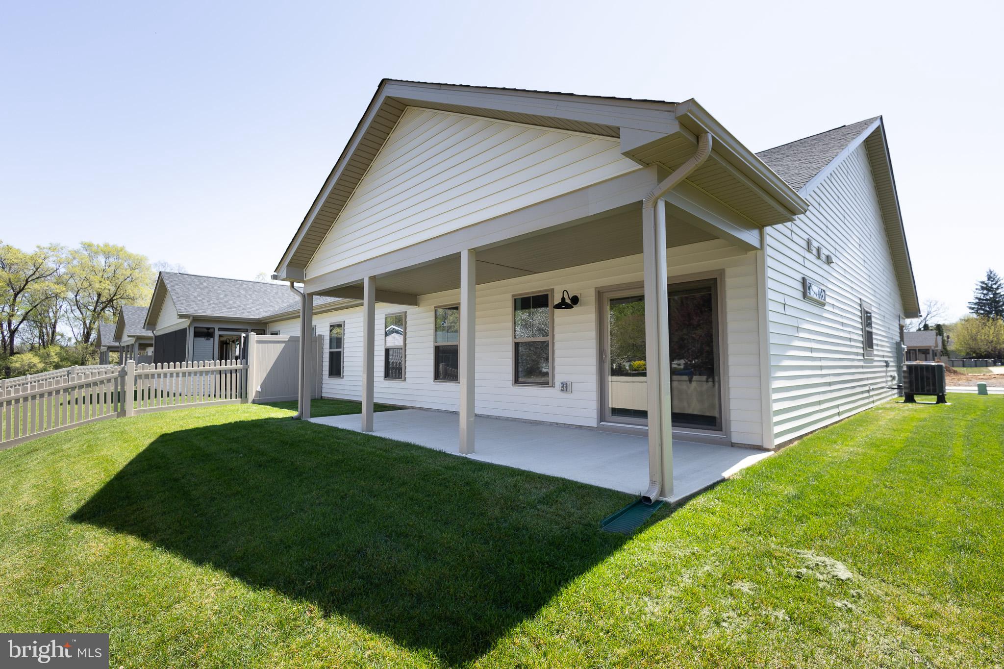 THE VILLAS AT WARM SPRINGS - Residential