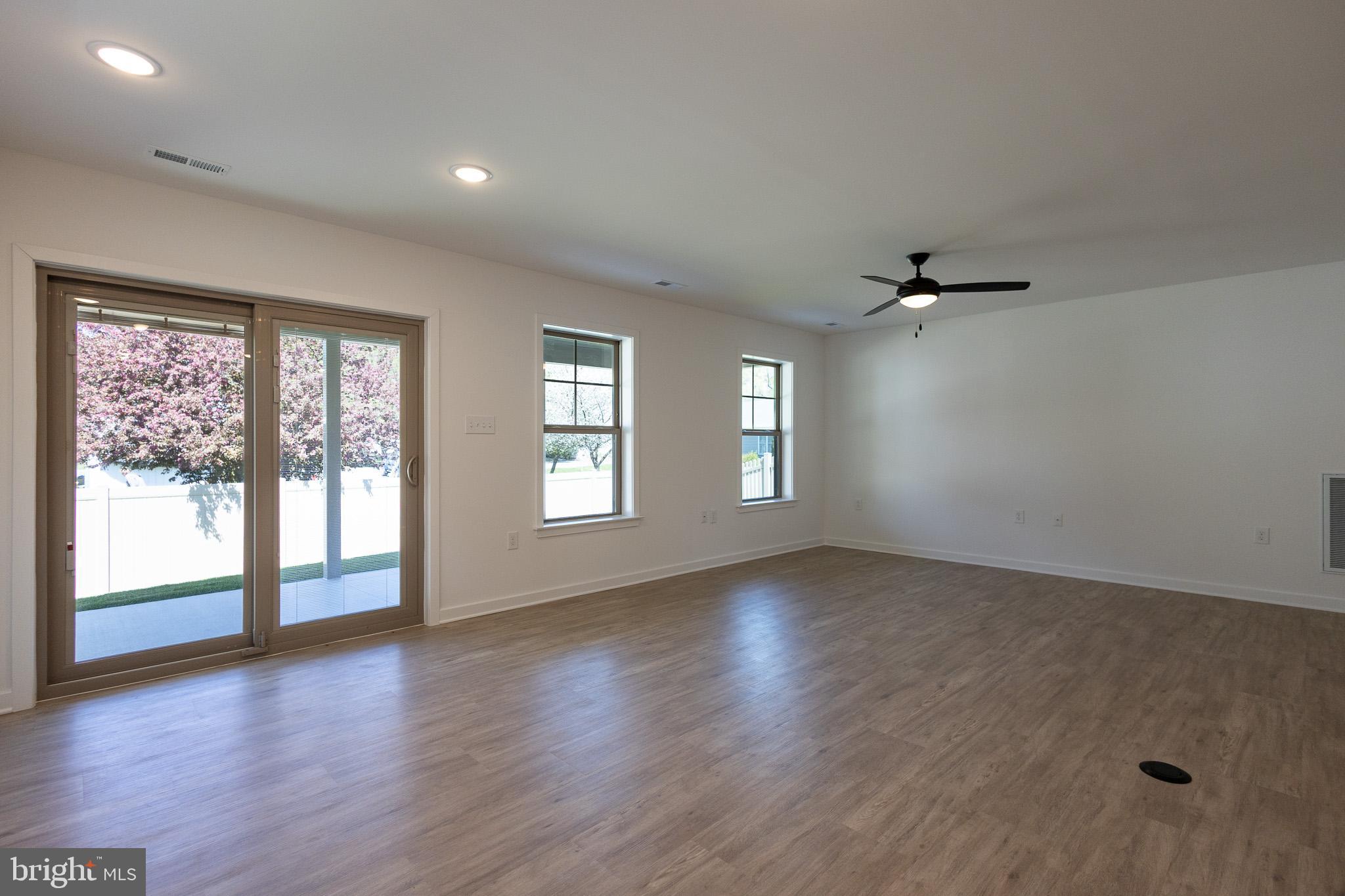 THE VILLAS AT WARM SPRINGS - Residential