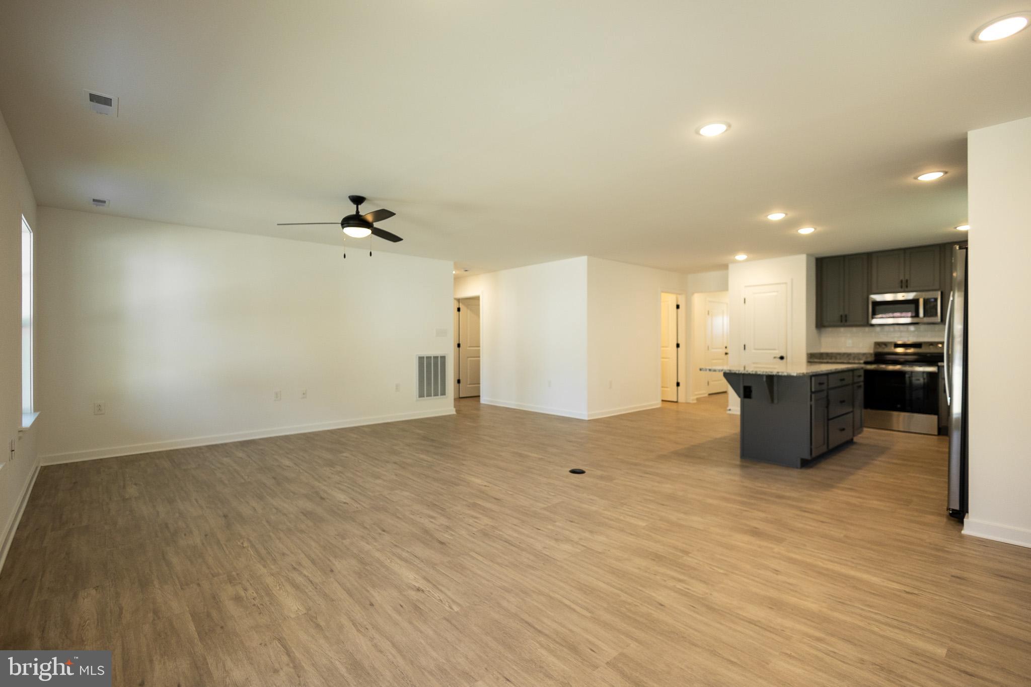 THE VILLAS AT WARM SPRINGS - Residential