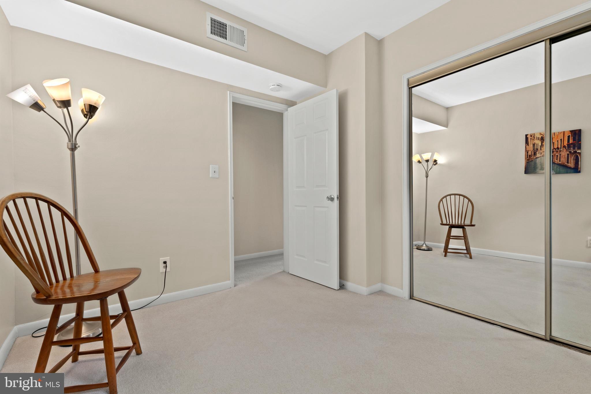 SEMINARY WALK - Residential