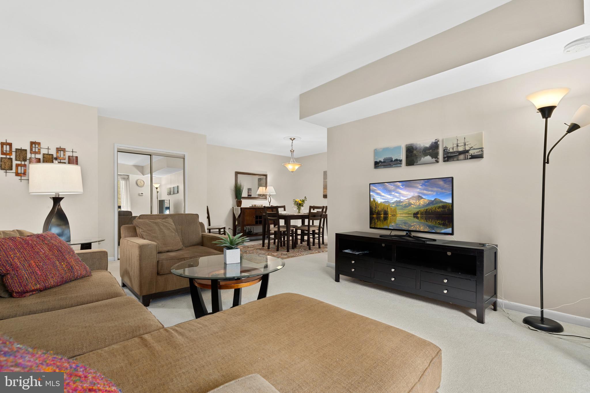 SEMINARY WALK - Residential