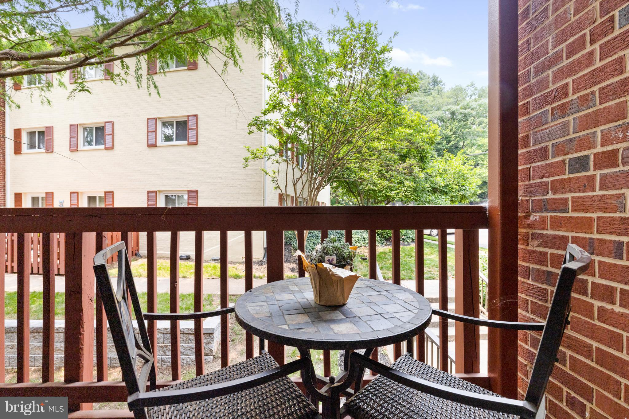 SEMINARY WALK - Residential