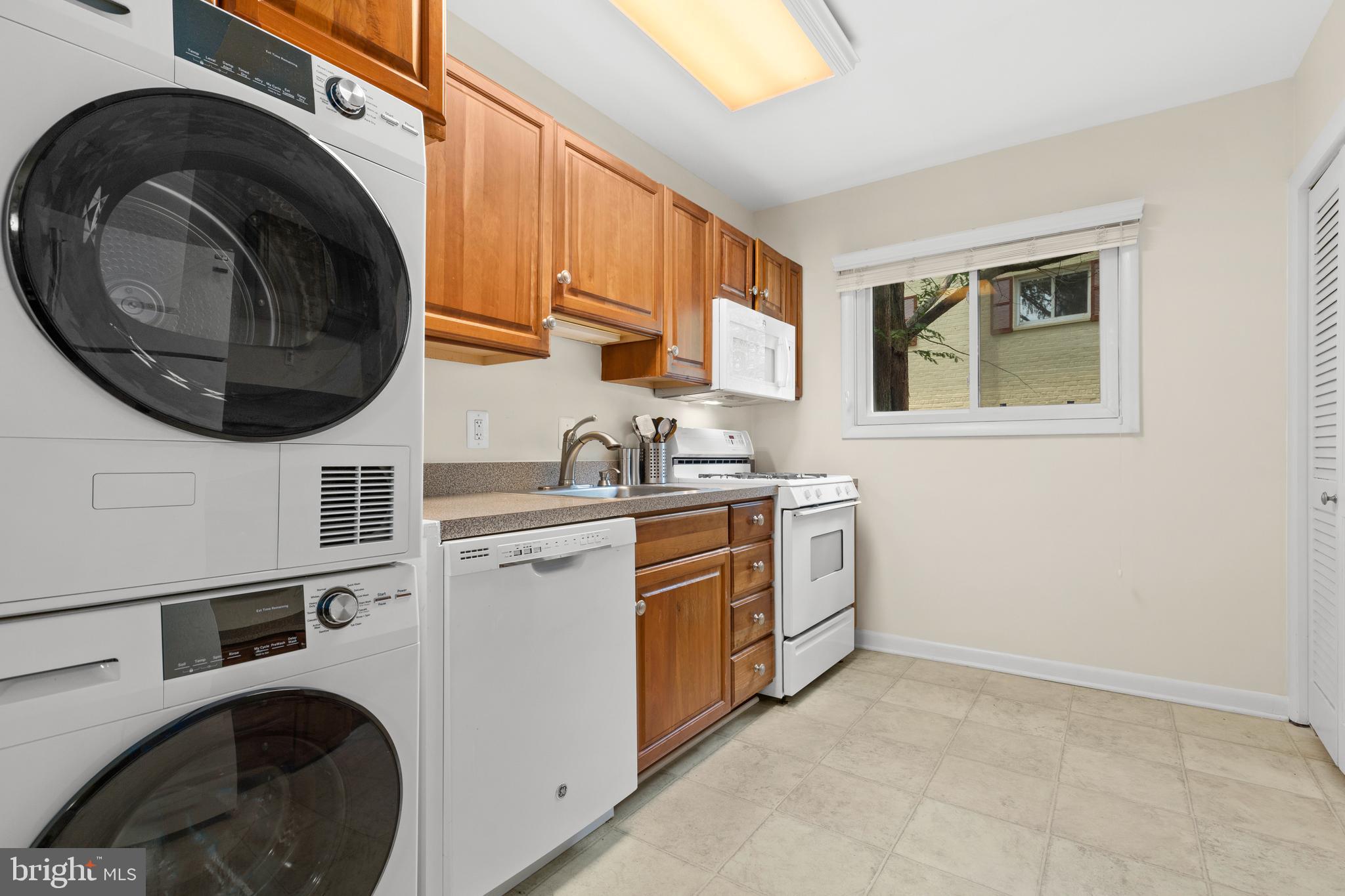 SEMINARY WALK - Residential