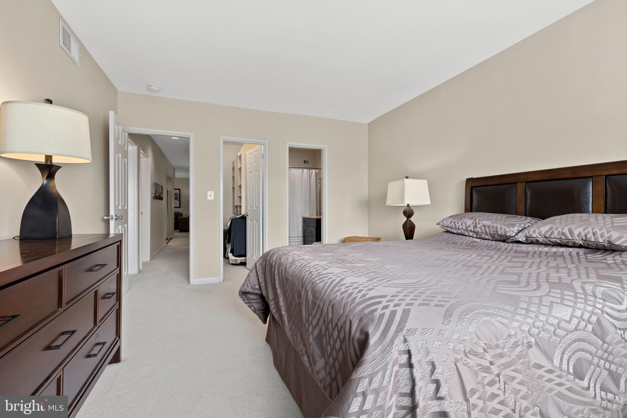 SEMINARY WALK - Residential