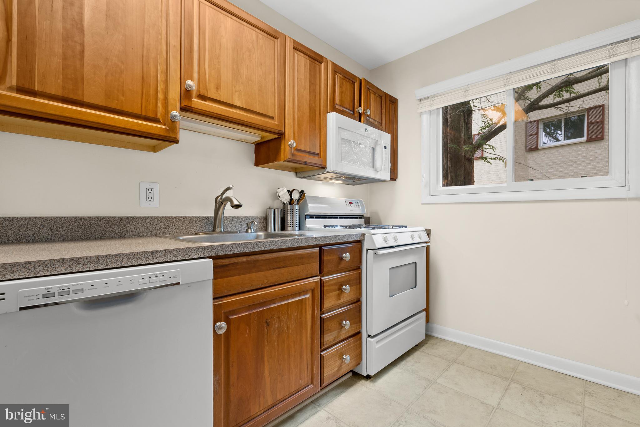 SEMINARY WALK - Residential