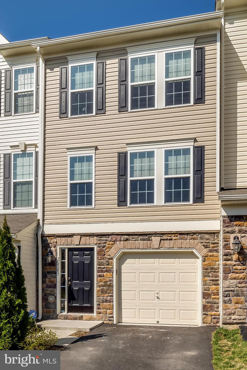 STONE RIDGE SOUTH - Residential